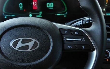 Hyundai Elantra, 2024 год, 2 250 000 рублей, 19 фотография