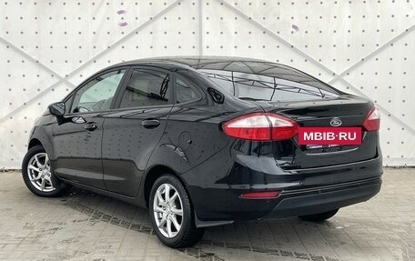 Ford Fiesta, 2015 год, 670 000 рублей, 5 фотография