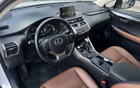 Lexus NX I, 2017 год, 3 090 000 рублей, 7 фотография