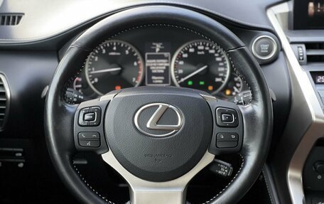 Lexus NX I, 2017 год, 3 090 000 рублей, 11 фотография