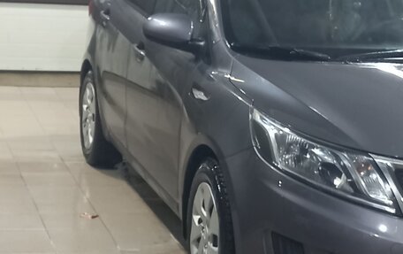 KIA Rio III рестайлинг, 2013 год, 800 000 рублей, 1 фотография