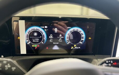 Volkswagen Tiguan, 2025 год, 5 100 000 рублей, 16 фотография