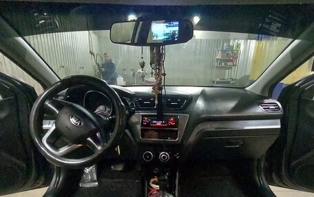 KIA Rio III рестайлинг, 2013 год, 800 000 рублей, 9 фотография