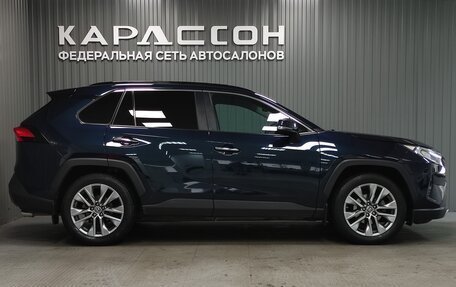 Toyota RAV4, 2019 год, 2 767 000 рублей, 6 фотография