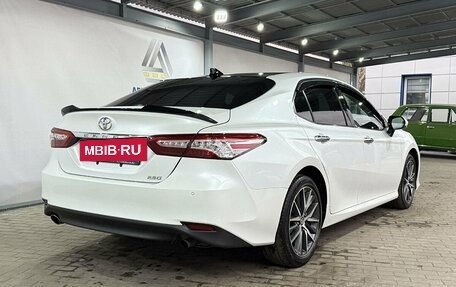 Toyota Camry, 2022 год, 3 289 000 рублей, 5 фотография