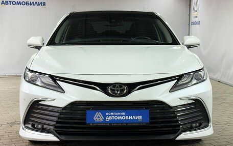 Toyota Camry, 2022 год, 3 289 000 рублей, 8 фотография