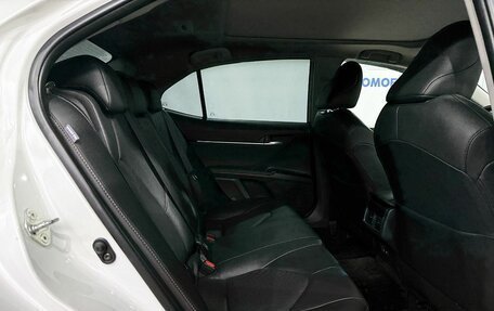 Toyota Camry, 2022 год, 3 289 000 рублей, 12 фотография