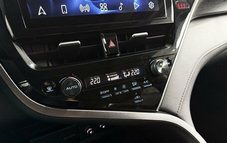 Toyota Camry, 2022 год, 3 289 000 рублей, 18 фотография