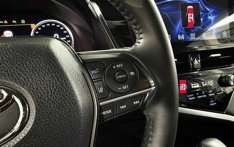 Toyota Camry, 2022 год, 3 289 000 рублей, 14 фотография