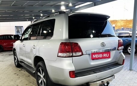 Toyota Land Cruiser 200, 2009 год, 2 899 000 рублей, 3 фотография