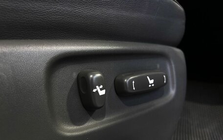 Toyota Land Cruiser 200, 2009 год, 2 899 000 рублей, 24 фотография