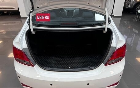 Hyundai Solaris II рестайлинг, 2015 год, 995 000 рублей, 7 фотография