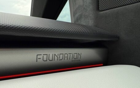 Tesla Cybertruck, 2024 год, 22 000 000 рублей, 15 фотография