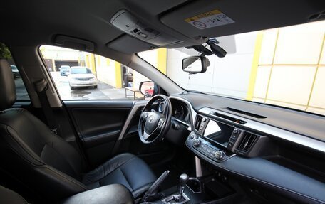 Toyota RAV4, 2017 год, 2 395 000 рублей, 16 фотография