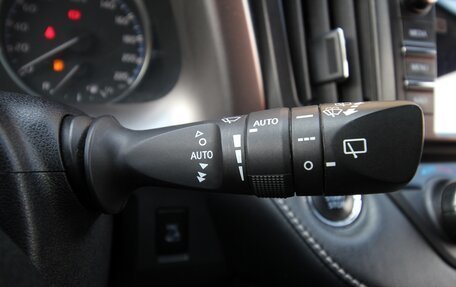 Toyota RAV4, 2017 год, 2 395 000 рублей, 21 фотография