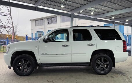 Chevrolet Tahoe III, 2011 год, 2 499 000 рублей, 2 фотография