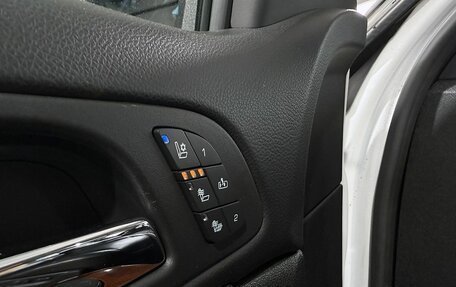 Chevrolet Tahoe III, 2011 год, 2 499 000 рублей, 21 фотография