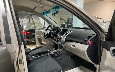 Mitsubishi Pajero Sport II рестайлинг, 2012 год, 1 650 000 рублей, 17 фотография