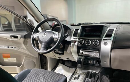 Mitsubishi Pajero Sport II рестайлинг, 2012 год, 1 650 000 рублей, 19 фотография