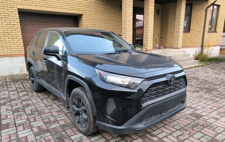 Toyota RAV4, 2022 год, 3 500 000 рублей, 2 фотография