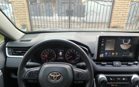 Toyota RAV4, 2022 год, 3 500 000 рублей, 10 фотография