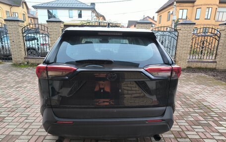 Toyota RAV4, 2022 год, 3 500 000 рублей, 5 фотография