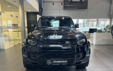 Land Rover Defender II, 2021 год, 9 550 000 рублей, 2 фотография