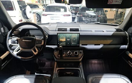 Land Rover Defender II, 2021 год, 9 550 000 рублей, 17 фотография