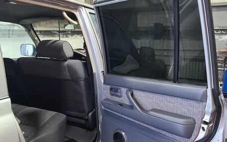 Toyota Land Cruiser 70, 1993 год, 1 950 000 рублей, 13 фотография