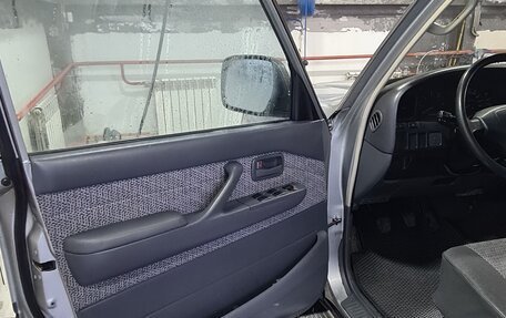 Toyota Land Cruiser 70, 1993 год, 1 950 000 рублей, 15 фотография