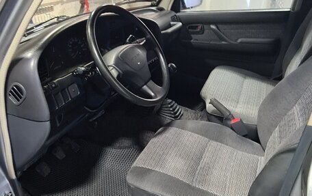 Toyota Land Cruiser 70, 1993 год, 1 950 000 рублей, 17 фотография