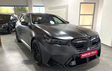 BMW M5, 2025 год, 20 994 000 рублей, 2 фотография