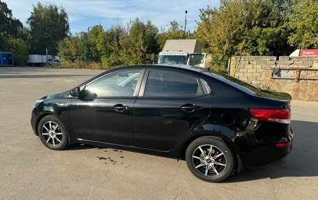 KIA Rio III рестайлинг, 2015 год, 1 290 000 рублей, 11 фотография