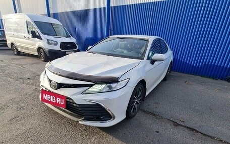 Toyota Camry, 2021 год, 3 520 000 рублей, 1 фотография