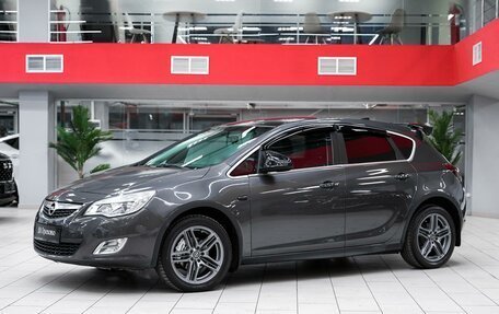 Opel Astra J, 2011 год, 799 000 рублей, 1 фотография