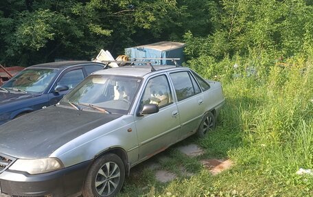 Daewoo Nexia I рестайлинг, 2001 год, 100 000 рублей, 3 фотография