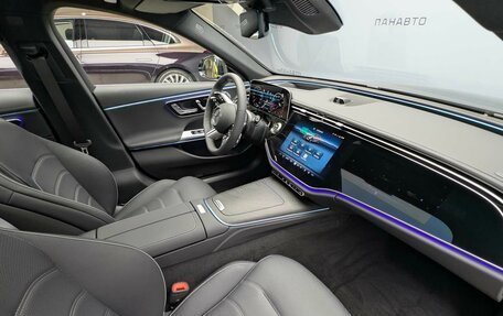 Mercedes-Benz E-Класс, 2025 год, 12 228 000 рублей, 1 фотография