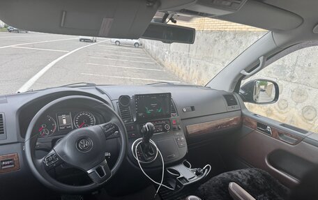 Volkswagen Multivan T5, 2011 год, 3 170 000 рублей, 8 фотография