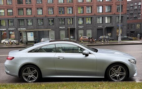 Mercedes-Benz E-Класс, 2019 год, 4 950 000 рублей, 7 фотография