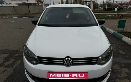 Volkswagen Polo VI (EU Market), 2012 год, 680 000 рублей, 2 фотография