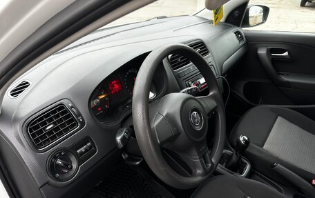 Volkswagen Polo VI (EU Market), 2012 год, 680 000 рублей, 14 фотография