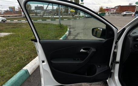 Volkswagen Polo VI (EU Market), 2012 год, 680 000 рублей, 12 фотография