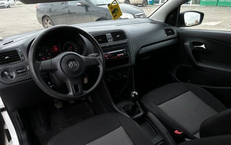 Volkswagen Polo VI (EU Market), 2012 год, 680 000 рублей, 15 фотография