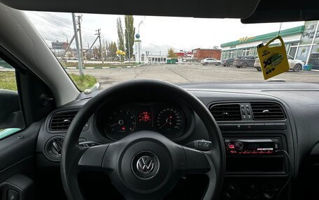 Volkswagen Polo VI (EU Market), 2012 год, 680 000 рублей, 27 фотография