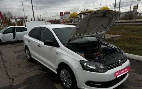 Volkswagen Polo VI (EU Market), 2012 год, 680 000 рублей, 25 фотография