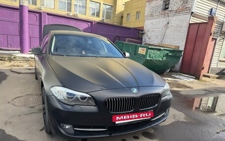 BMW 5 серия, 2013 год, 1 800 000 рублей, 2 фотография