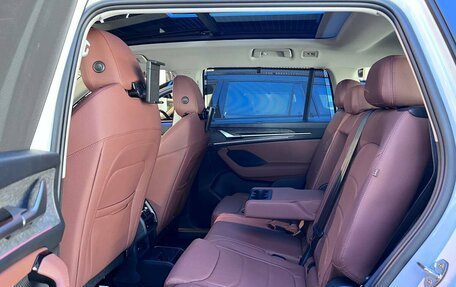 Skoda Kodiaq, 2025 год, 6 200 000 рублей, 11 фотография