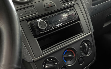 Ford Fiesta, 2006 год, 285 000 рублей, 10 фотография