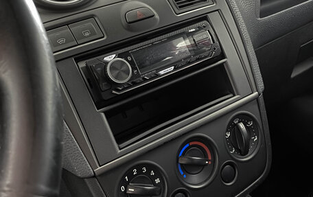 Ford Fiesta, 2006 год, 285 000 рублей, 18 фотография