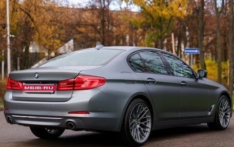 BMW 5 серия, 2018 год, 3 790 000 рублей, 2 фотография